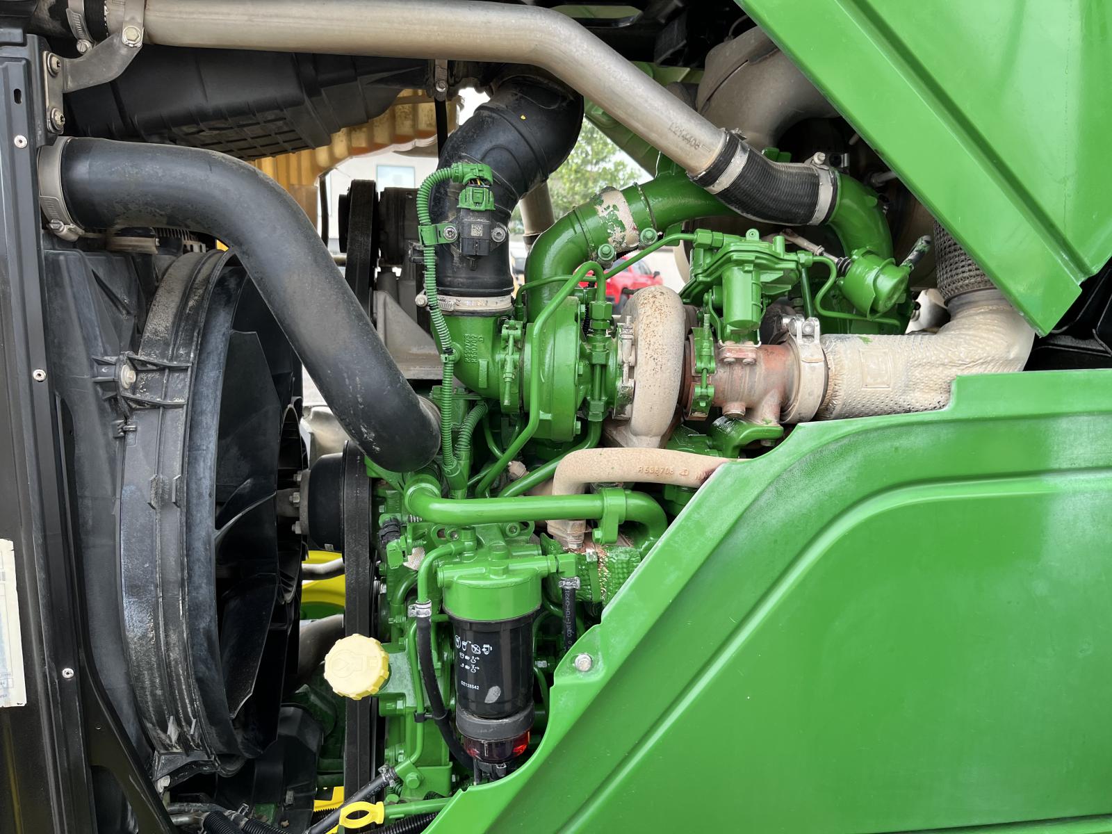 ./imagenes/INVOICE/2019/18102/JOHN DEERE 6145M (2).JPG